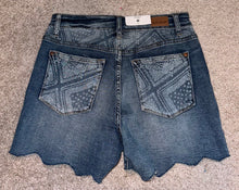 Load image into Gallery viewer, Judy Blue Jean Shorts
