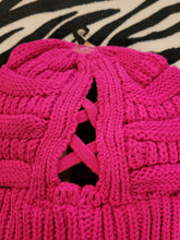 Load image into Gallery viewer, Womens Criss Cross CC Beanies
